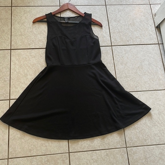 Forever 21 Dresses & Skirts - Forever 21 sleeveless women’s dress
